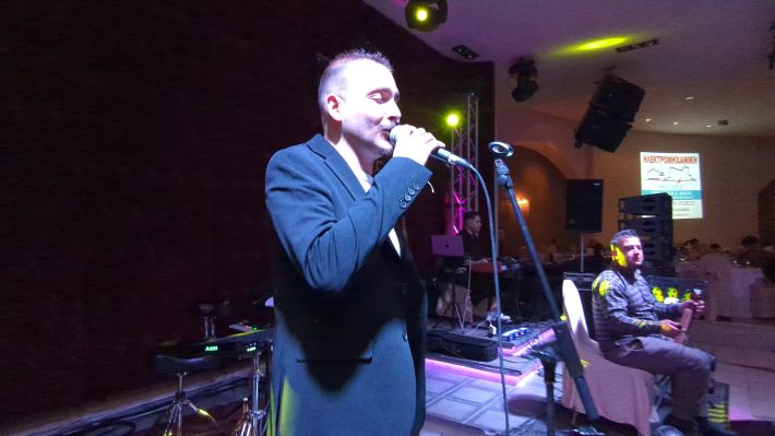 PXL_20251227_210448418